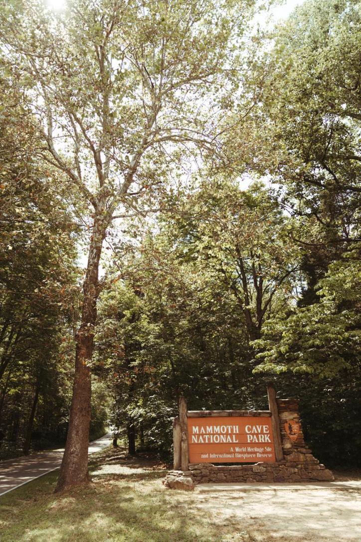 Mammoth Cave Lodge And Cabins Bagian luar foto